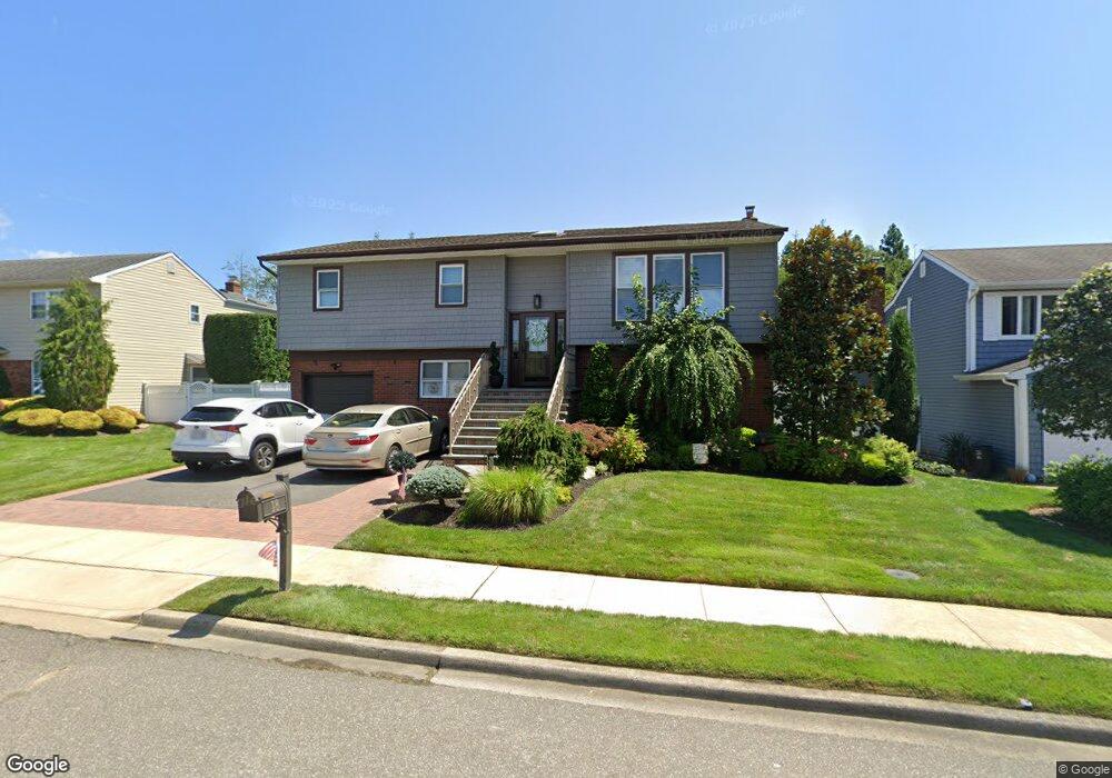 18 Jacob Rd, Plainview, NY 11803 - photo 1