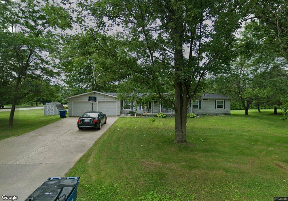 1067 Eugene St, Vassar, MI 48768 - photo 1