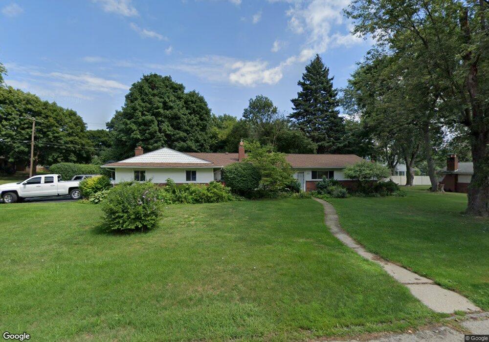 2611 Pendleton Dr, Bloomfield Hills, MI 48304 - photo 1