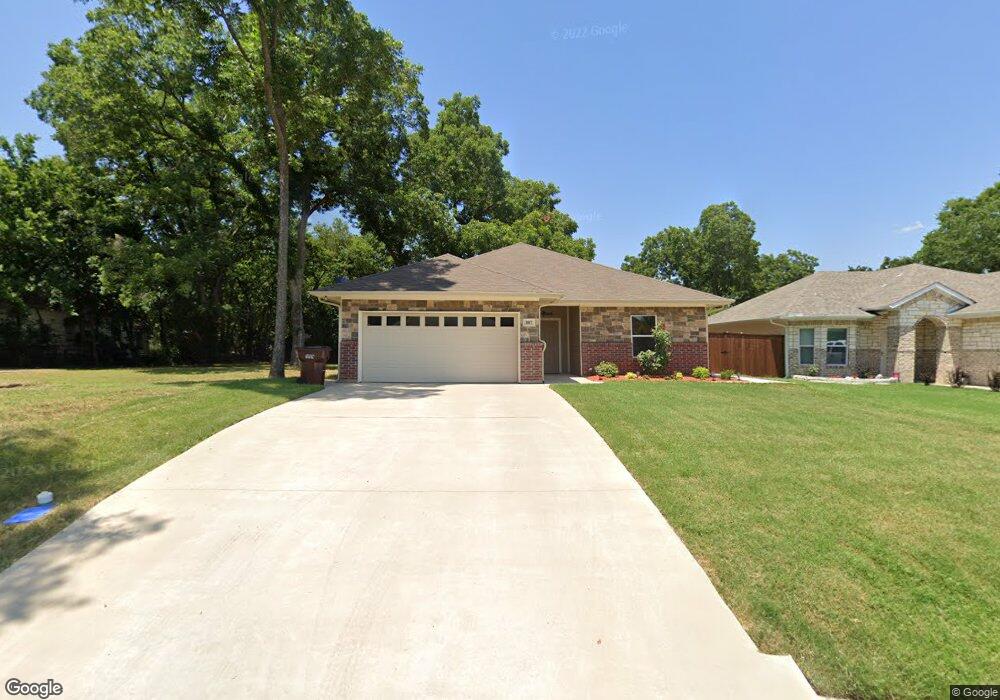 807 E 6th St, Bonham, TX 75418 - photo 1