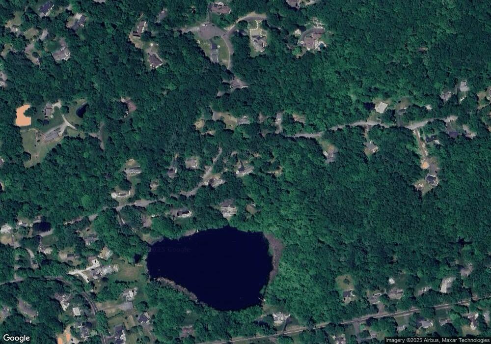 138 Wood Pond Rd, Glastonbury, CT 06033 - photo 1