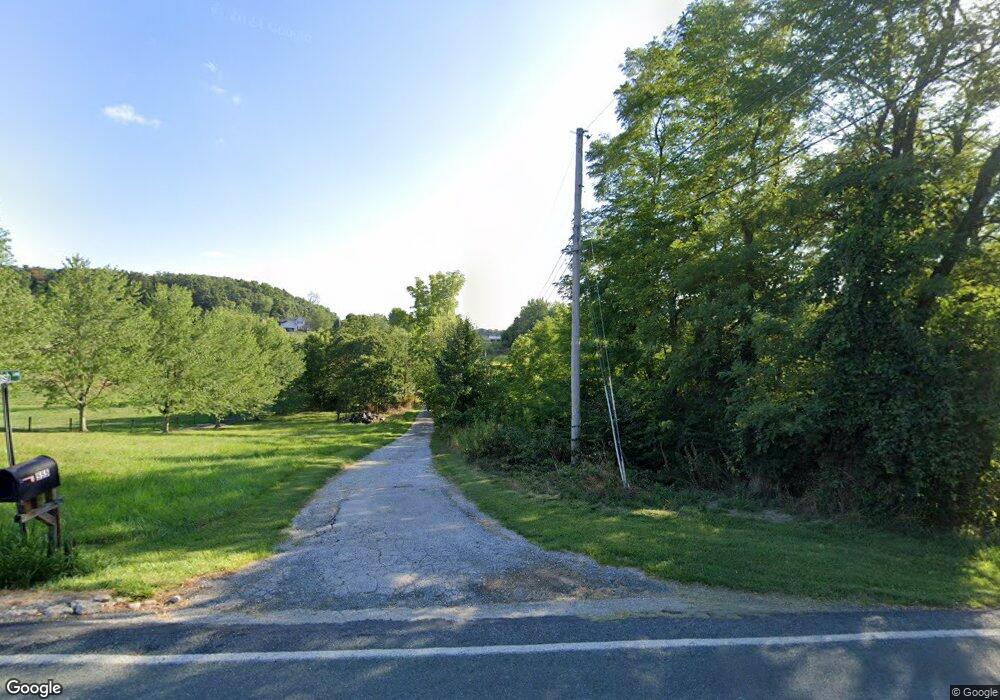 555 Barts Church Rd unit 5, Hanover, PA 17331 - photo 1