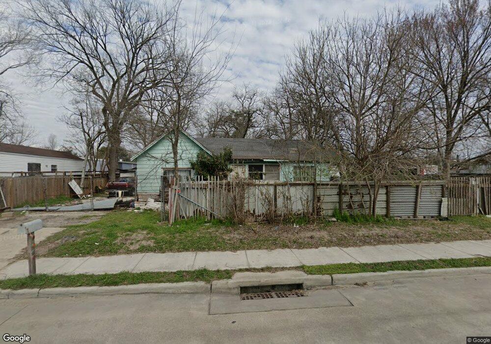 2201 Parker Rd, Houston, TX 77093 - photo 1