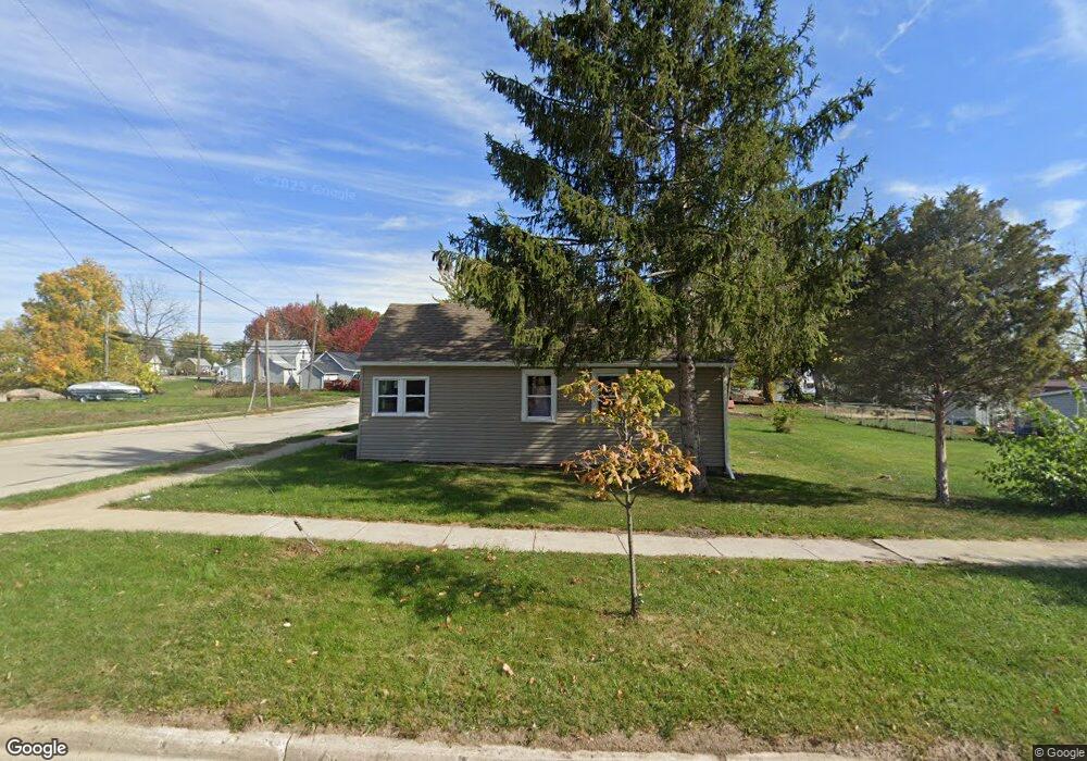 302 S Pear St, Saint Marys, OH 45885 - photo 1