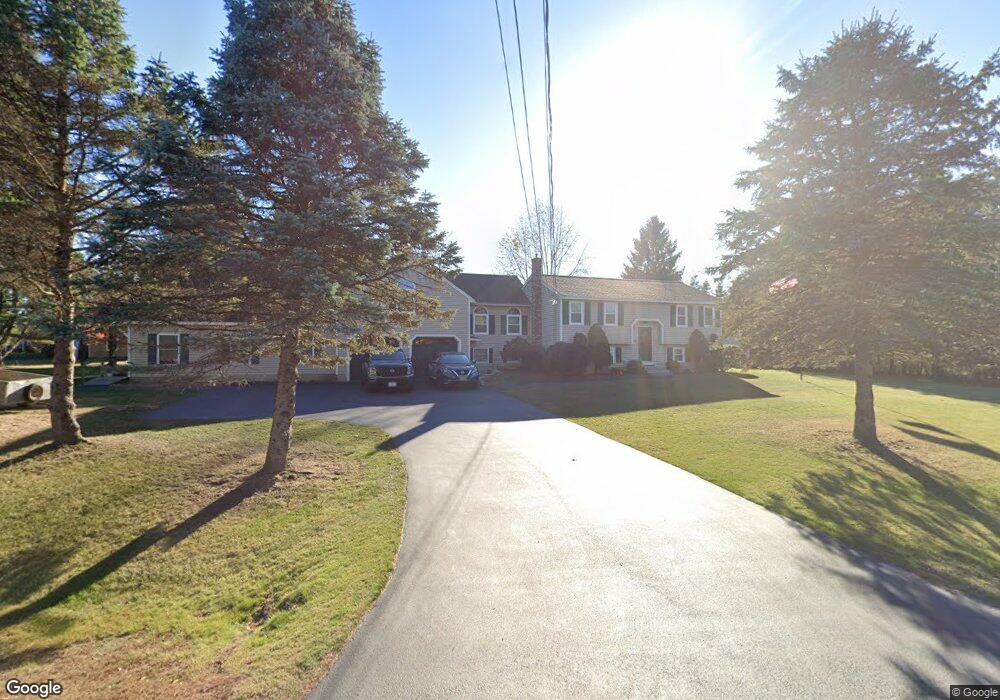 26 Holmgren Rd, Stratham, NH 03885 - photo 1