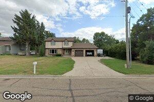 313 7th St NW, Hazen, ND 58545