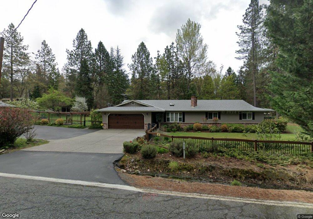 301 Penny Ln, Grants Pass, OR 97527 - photo 1