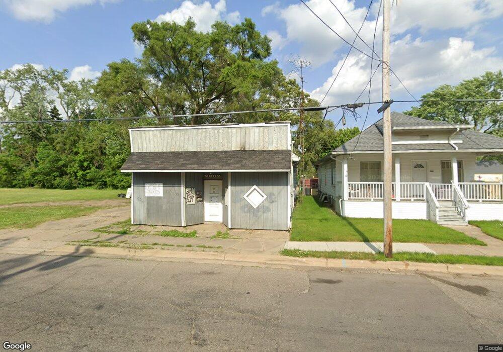 2302 N Franklin Ave, Flint, MI 48506 - photo 1