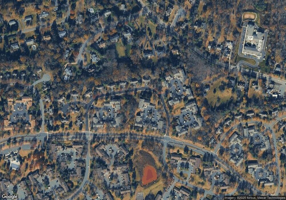 43 Smith Field Ct Ondo, Bernards Twp., NJ 07920 - photo 1