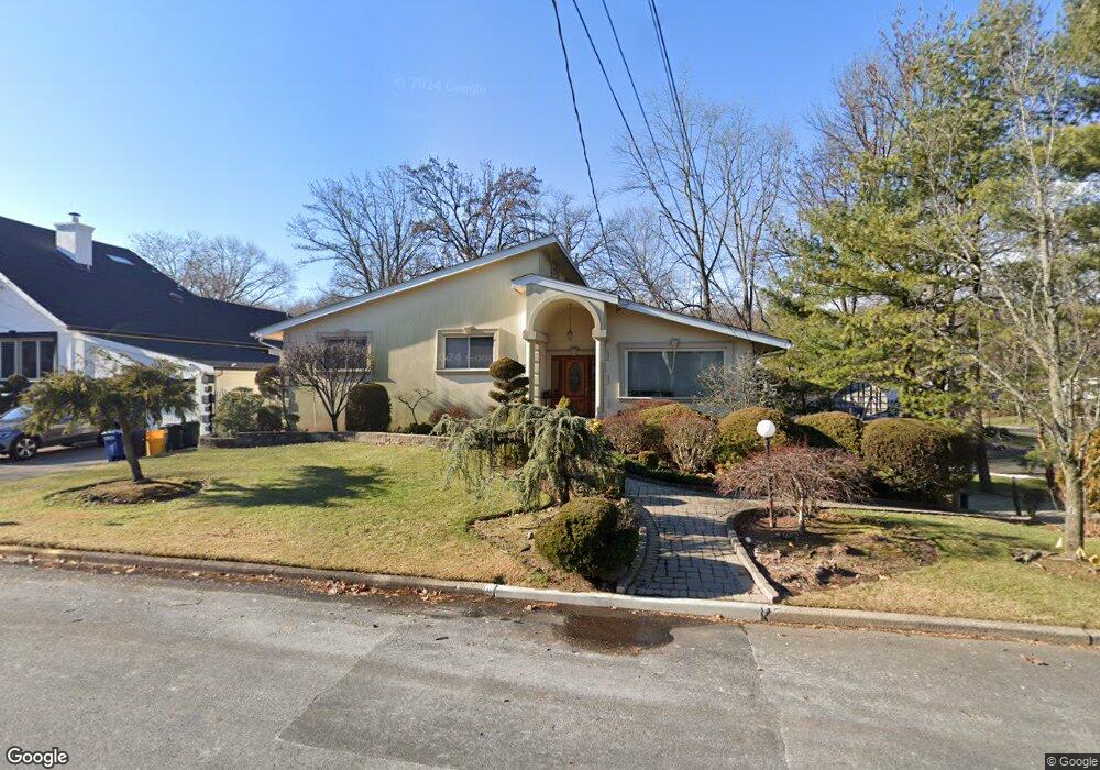 260 Westervelt Place, Englewood Cliffs, NJ 07632 - photo 1