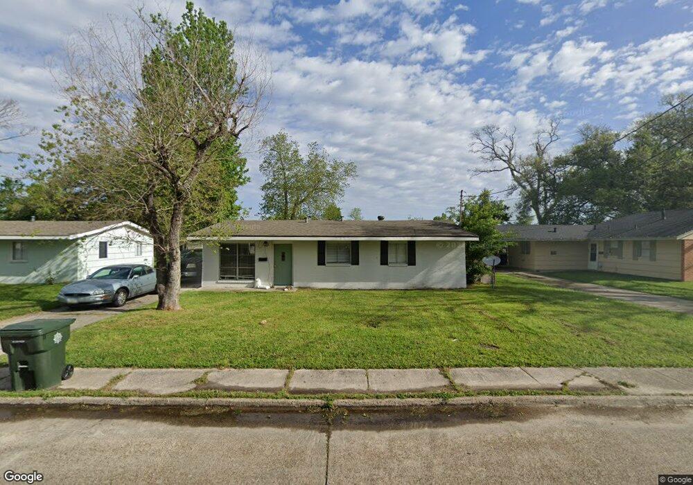 1509 Clover Dr, Lake Charles, LA 70607 - photo 1