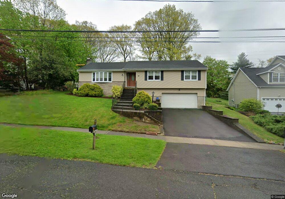 95 Meadowlawn Rd, Stratford, CT 06614 - photo 1