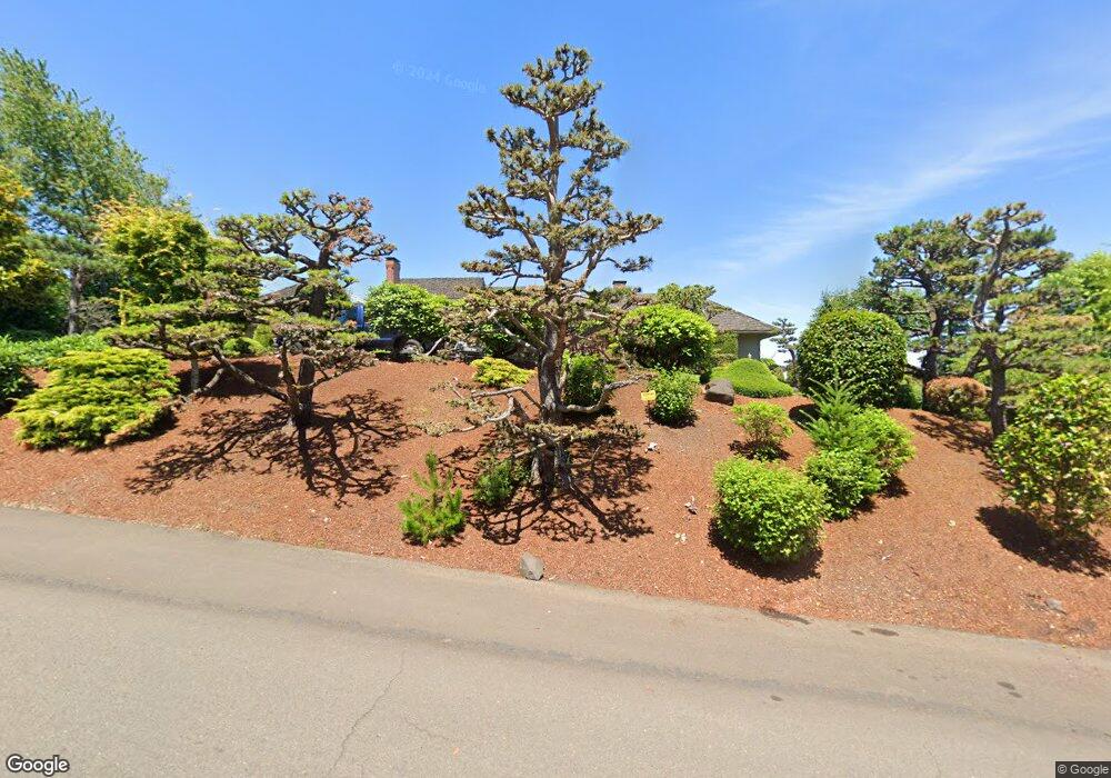 1275 Skyland Dr, Lake Oswego, OR 97034 - photo 1