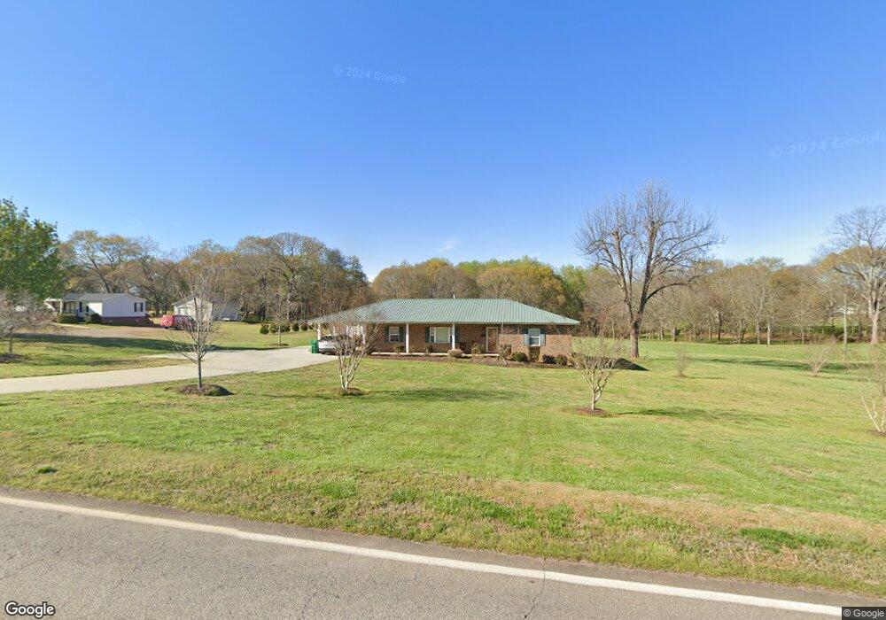 19 Comer St, Maysville, GA 30558 - photo 1