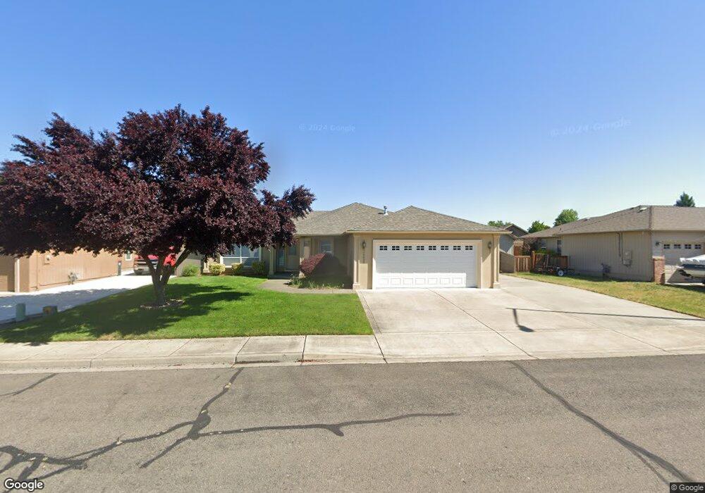 2603 St James Way, Central Point, OR 97502 - photo 1