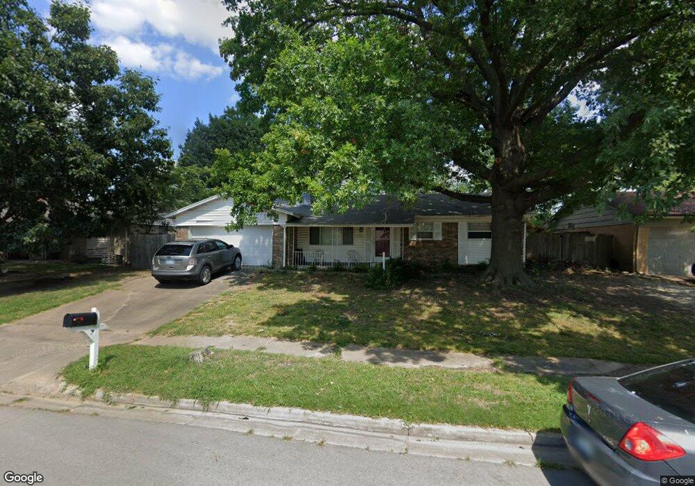 1121 N Fern Ave, Broken Arrow, OK 74012 - photo 1
