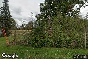 211 1st St, Conesville, IA 52739