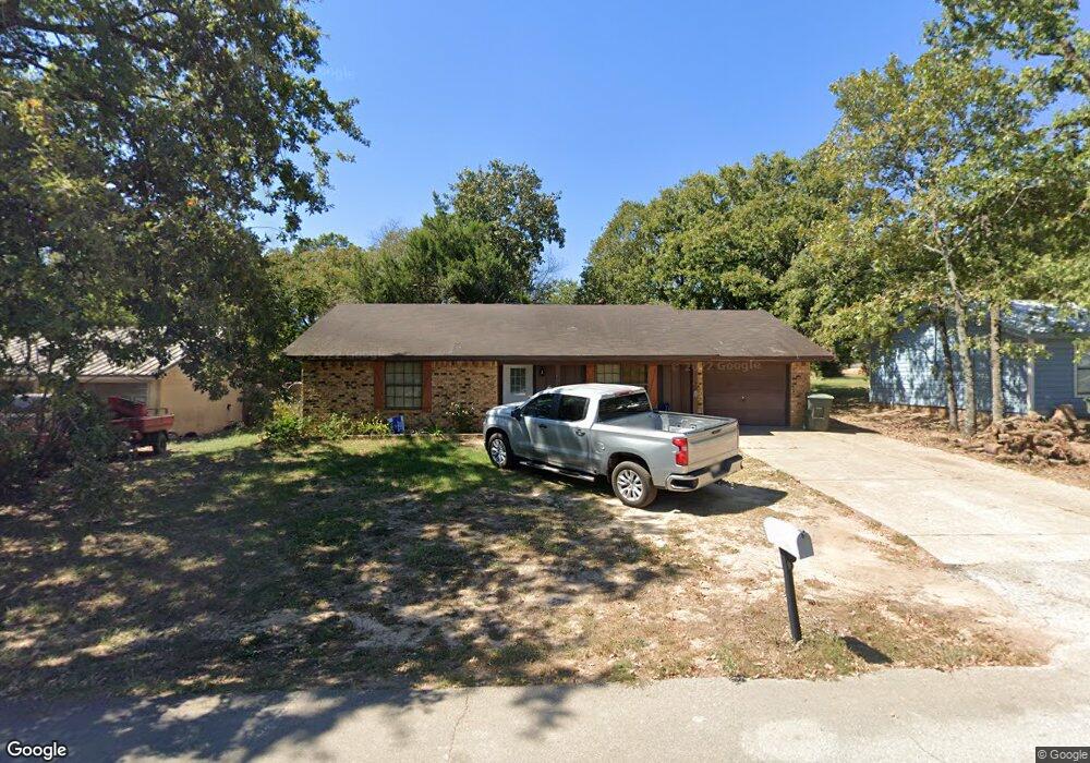 711 Denman St, Nacogdoches, TX 75964 - photo 1