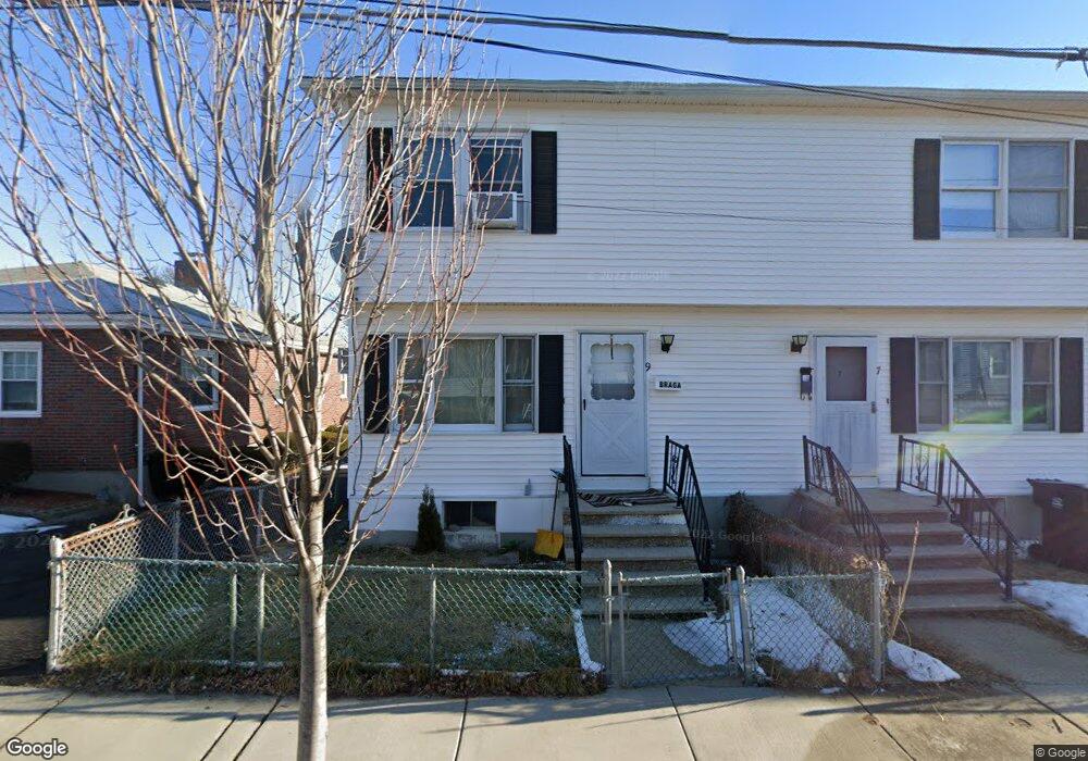 9 Cedar St unit 1, Everett, MA 02149 - photo 1