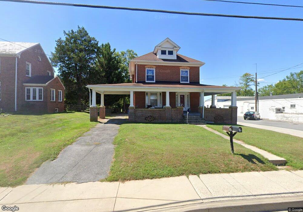 420 E Baltimore St, Taneytown, MD 21787 - photo 1