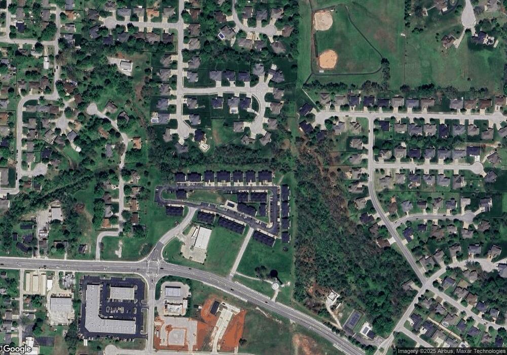 672 E Spring Valley Cir unit 101, Nixa, MO 65714 - photo 1