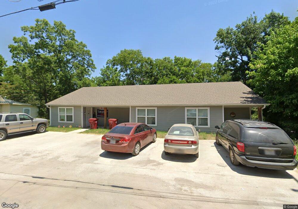 810 Evans St, Bonham, TX 75418 - photo 1