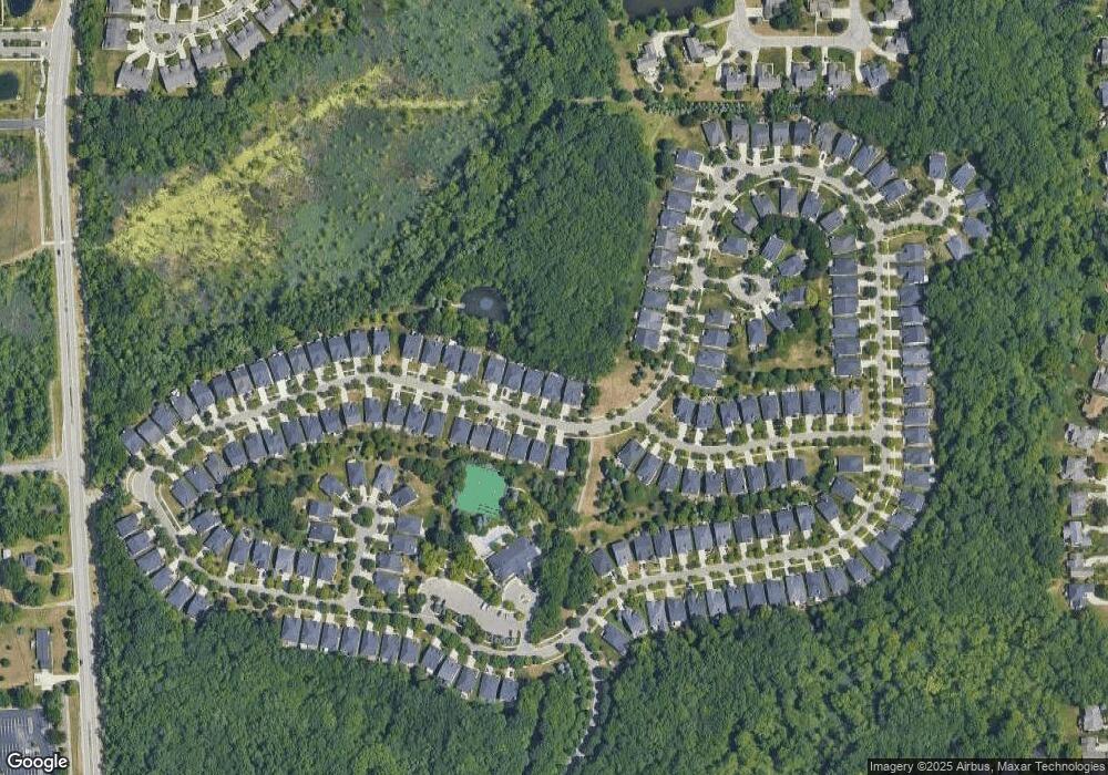 4002 Hillsdale Dr unit 230, Auburn Hills, MI 48326 - photo 1