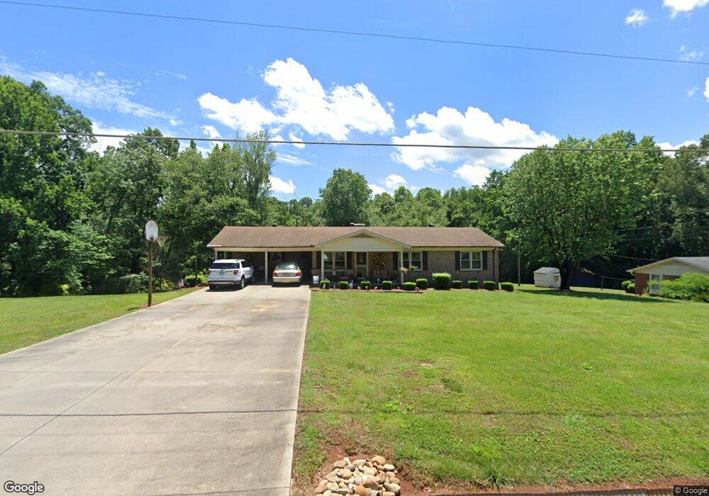 213 W Debbie Ln, Statesville, NC 28625 - photo 1