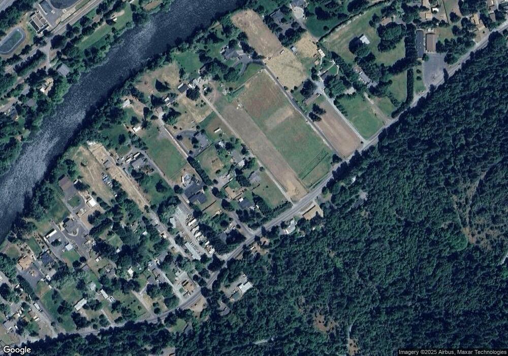 8438 Rogue River Hwy, Grants Pass, OR 97527 - photo 1