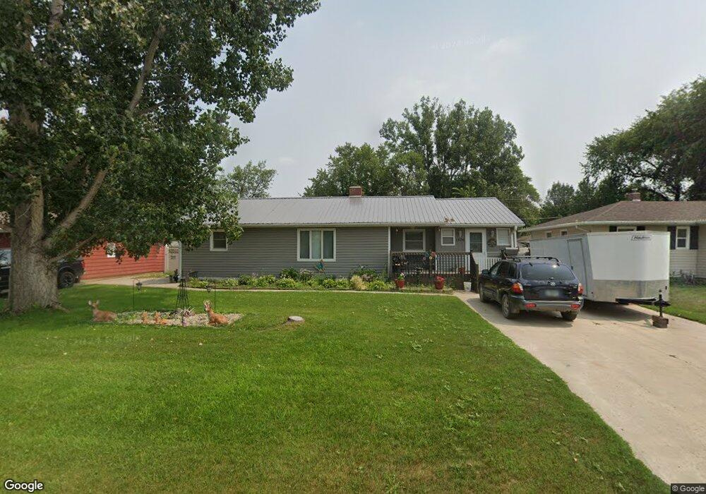 1506 5th Ave NE, Jamestown, ND 58401 - photo 1