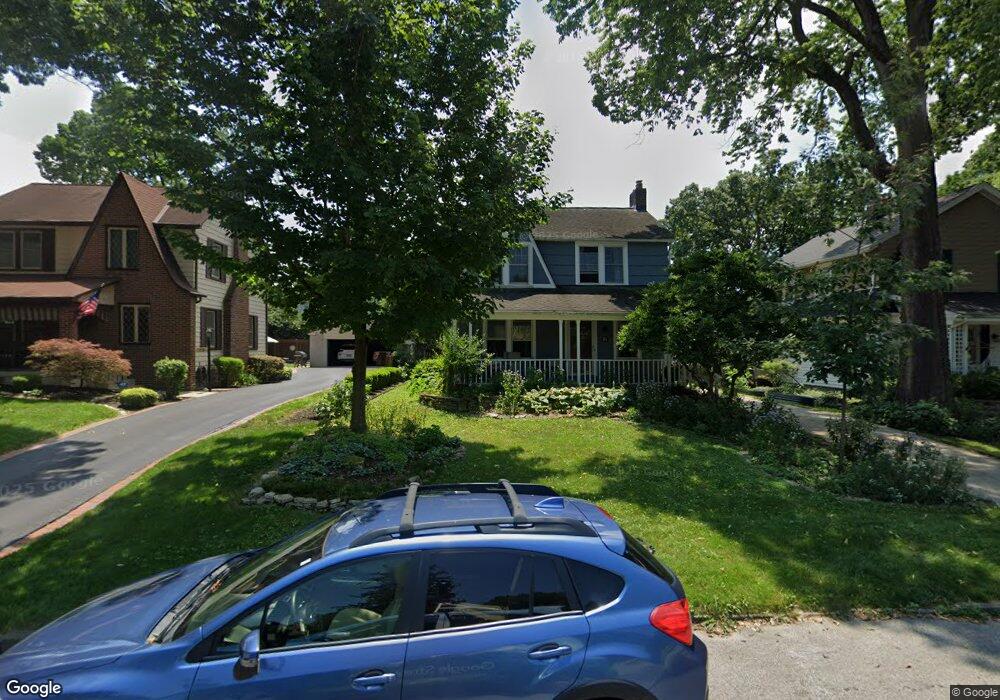 81 W Dunedin Rd, Columbus, OH 43214 - photo 1