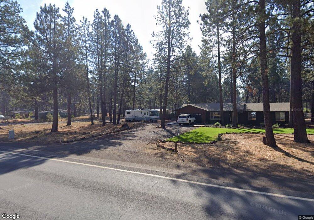 60100 Pawnee Rd, Bend, OR 97702 - photo 1