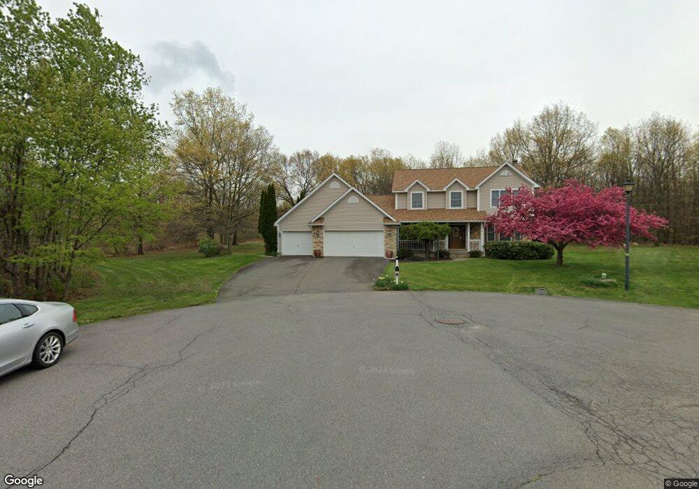 205 Summit Ln, Archbald, PA 18403 - photo 1