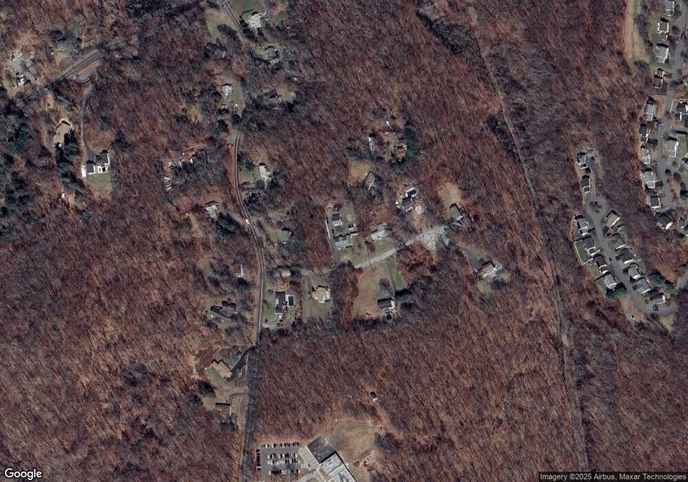 15 Oak Ridge Rd, Monroe, CT 06468 - photo 1