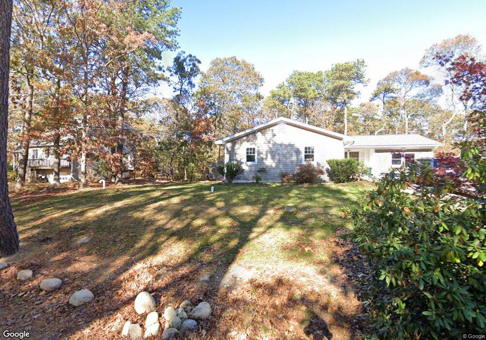 15 Putnam Way, Vineyard Haven, MA 02568 - photo 1