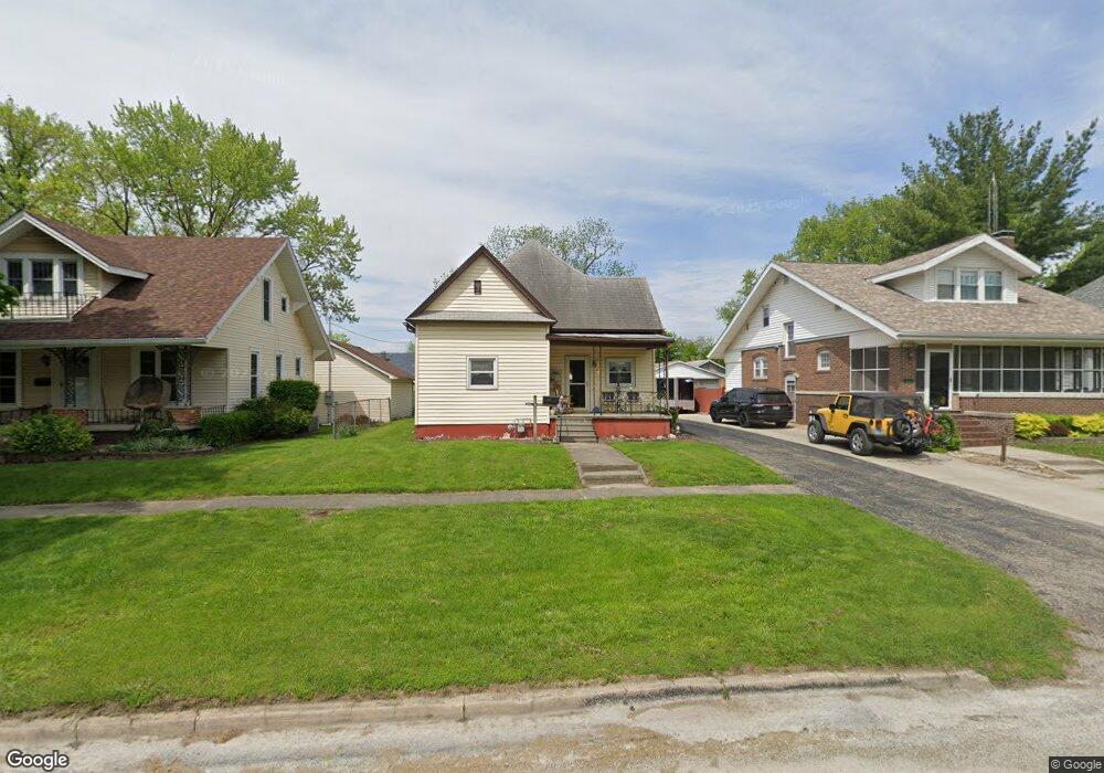 1117 S 16th St, Mattoon, IL 61938 - photo 1