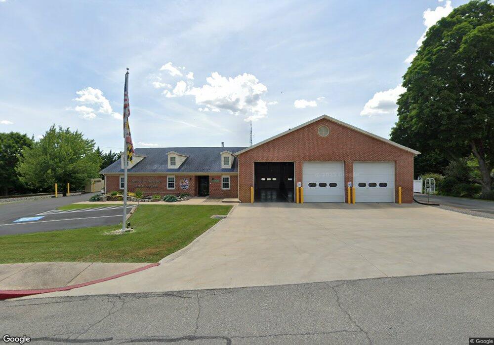 8 N Maple Ave, Smithsburg, MD 21783 - photo 1