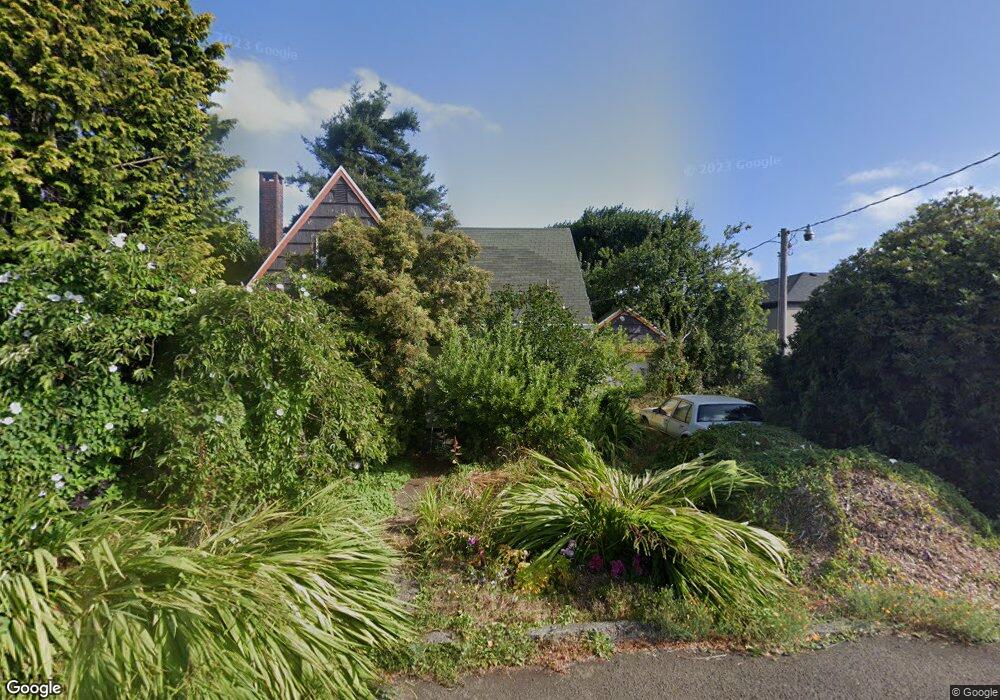 2514 4th St, Tillamook, OR 97141 - photo 1