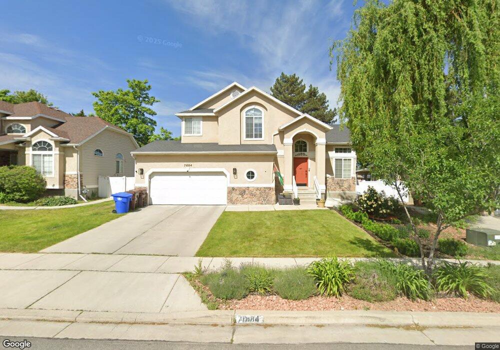 7884 S Harvel Dr, Sandy, UT 84070 - photo 1