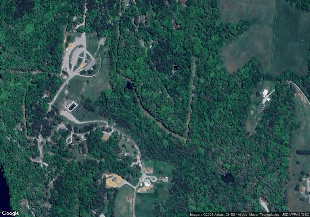 821 Kickapoo Ct, Hideaway Hills, OH 43107 - photo 1