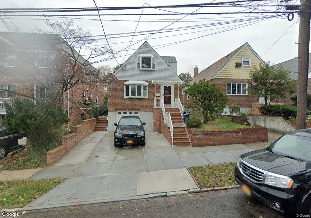 5715 163rd St, Fresh Meadows, NY 11365 - photo 1