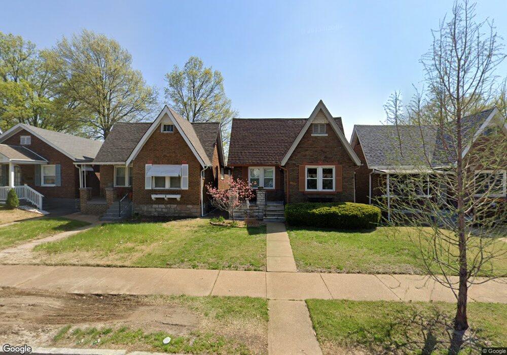 5240 Chippewa St, Saint Louis, MO 63109 - photo 1