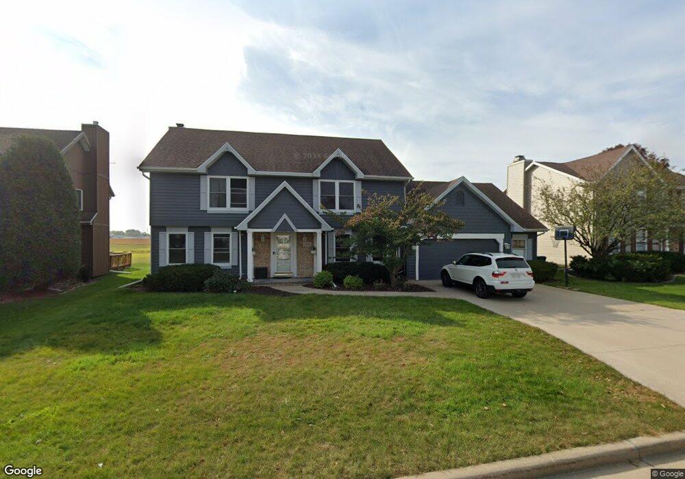 2353 W Twin Willows Dr, Appleton, WI 54914 - photo 1