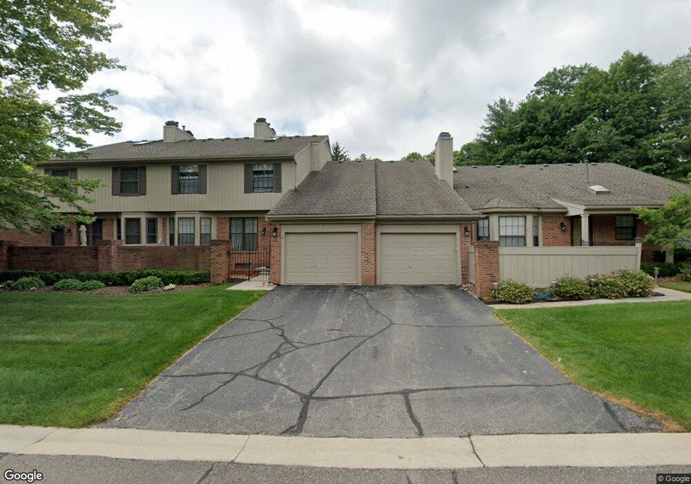 7025 Nottingham, West Bloomfield, MI 48322 - photo 1
