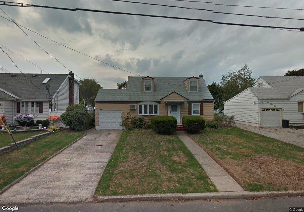 538 Fairway Rd, Linden, NJ 07036 - photo 1