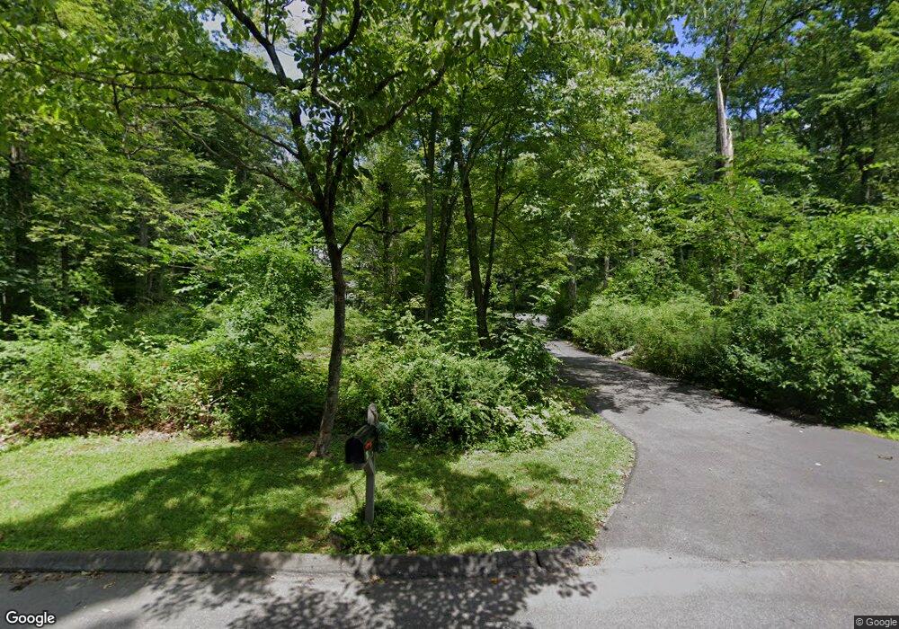 28 Winding Brook Ln, Redding, CT 06896 - photo 1