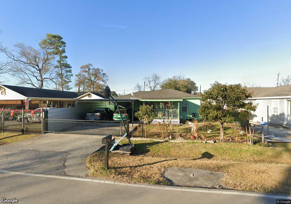 2825 Mooney Rd, Houston, TX 77093 - photo 1