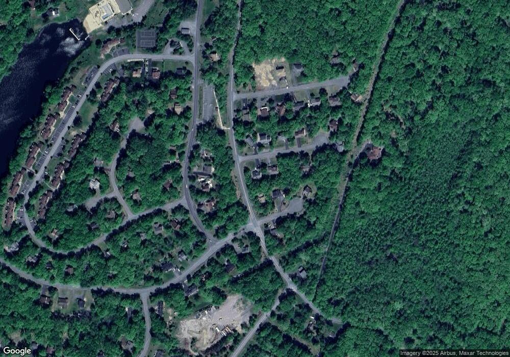 114 Wickes Rd, Bushkill, PA 18324 - photo 1