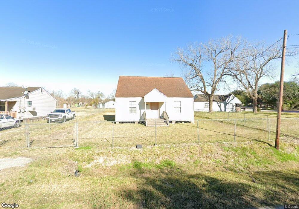 7215 Apache St, Houston, TX 77028 - photo 1