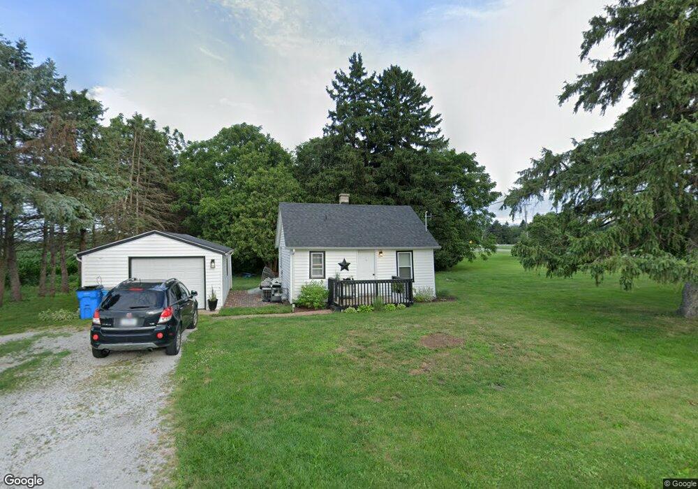 902 S 200 E, La Porte, IN 46350 - photo 1